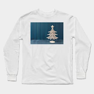 A White Christmas tree of metal Long Sleeve T-Shirt